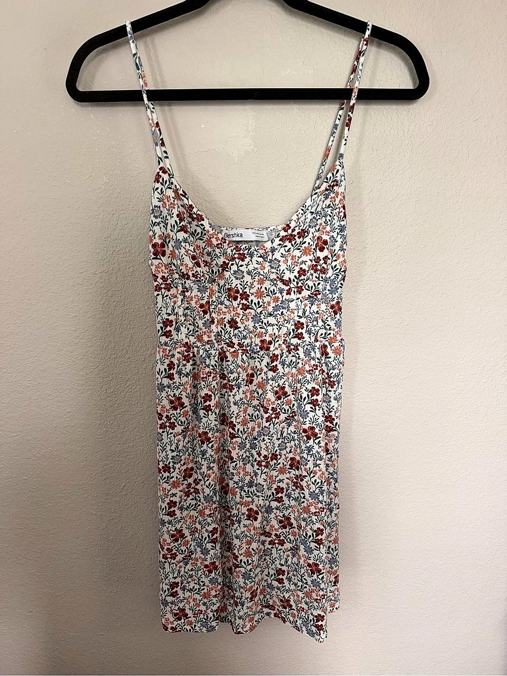 Bershka Floral Mini Dress in White & Red Size Medium